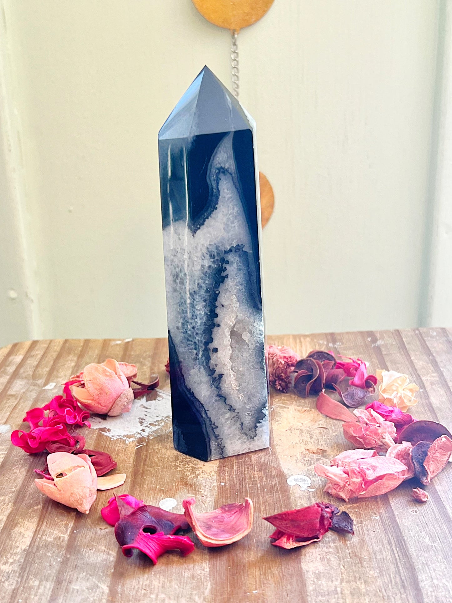 Druzy Black Agate x Quartz Tower