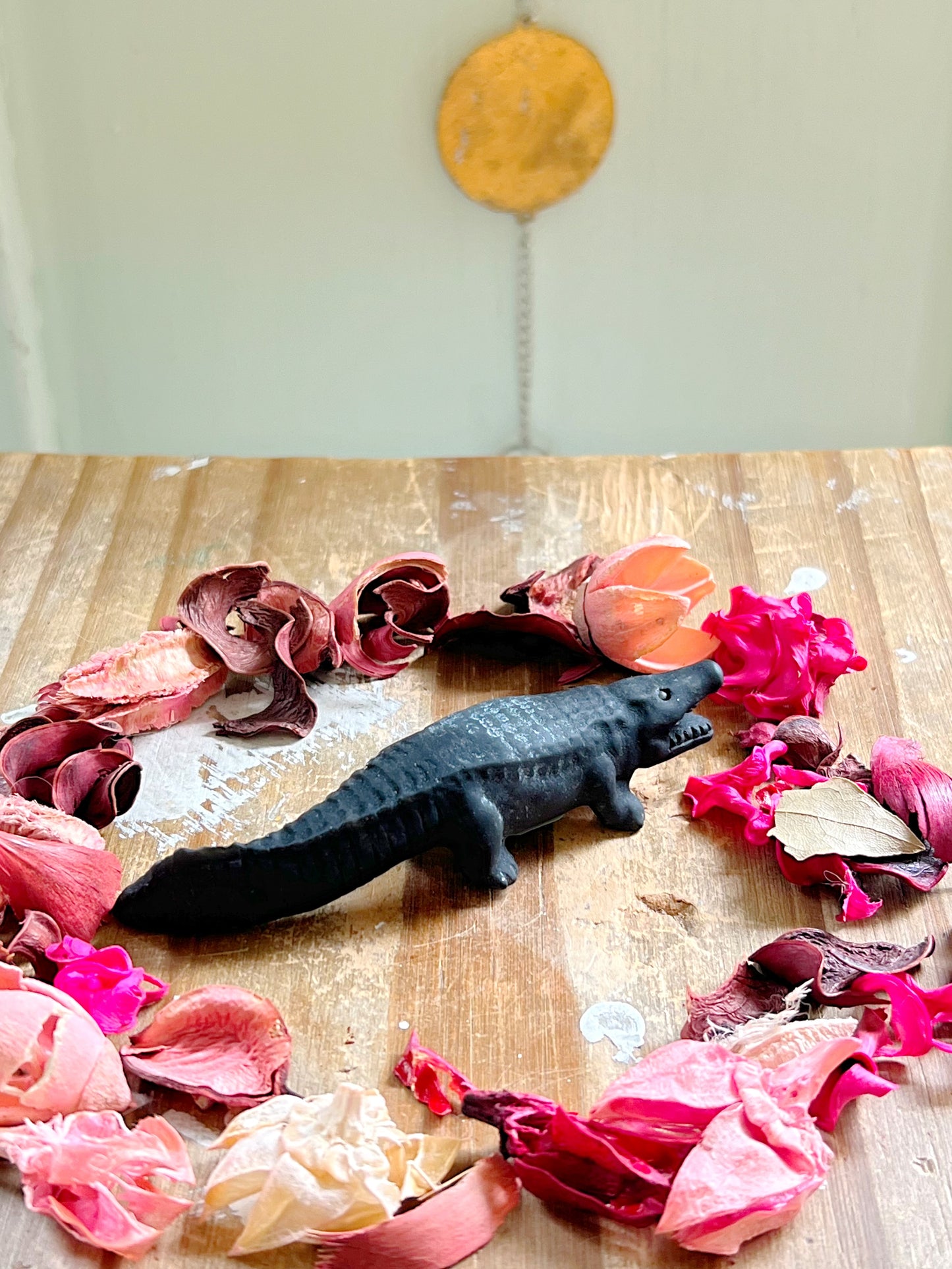 Obsidian Crocodile Carving