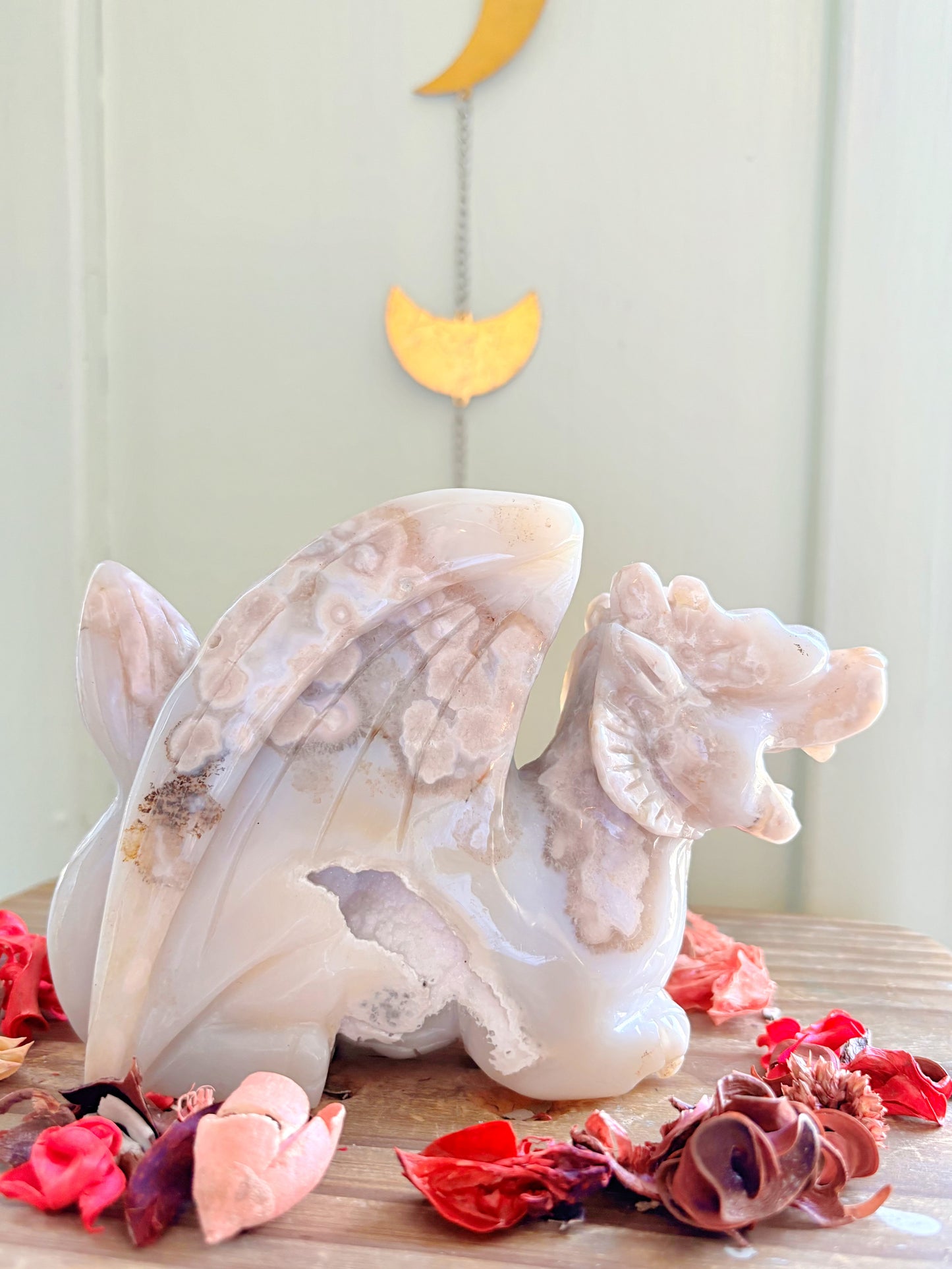Druzy Flower Agate Dragon Carving