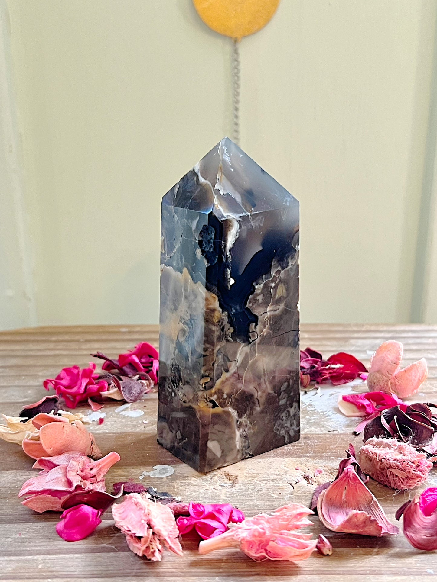 Volcano Agate Towers UV REACTIVE