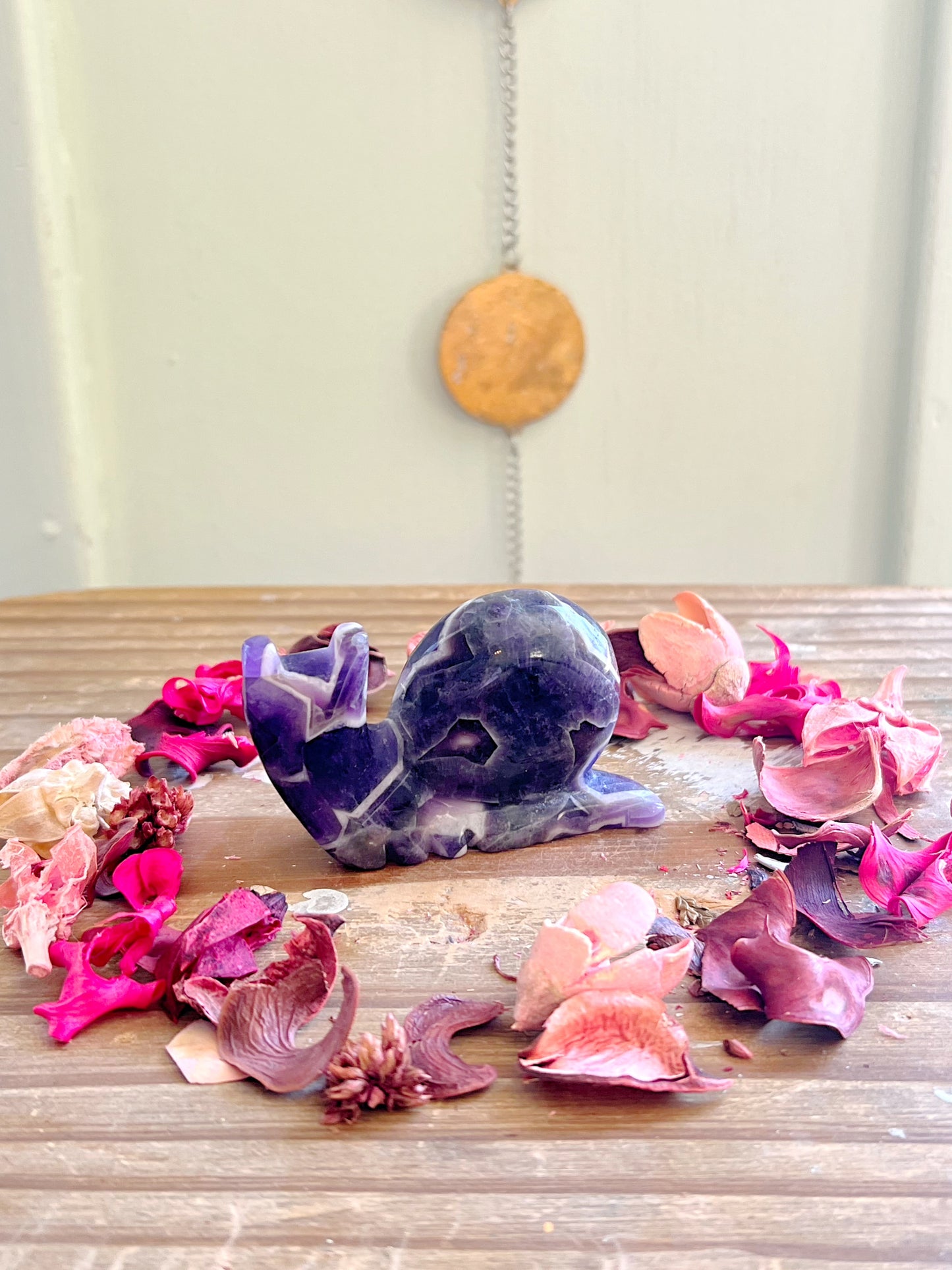 Dream Amethyst Snail Carving