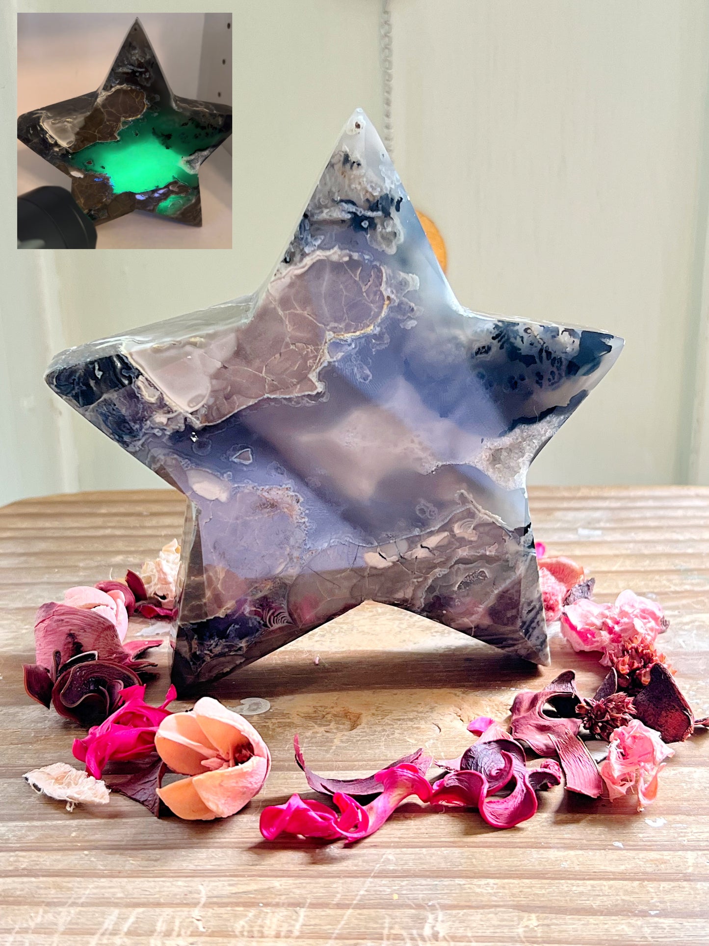 XL Volcano Agate Star UV REACTIVE