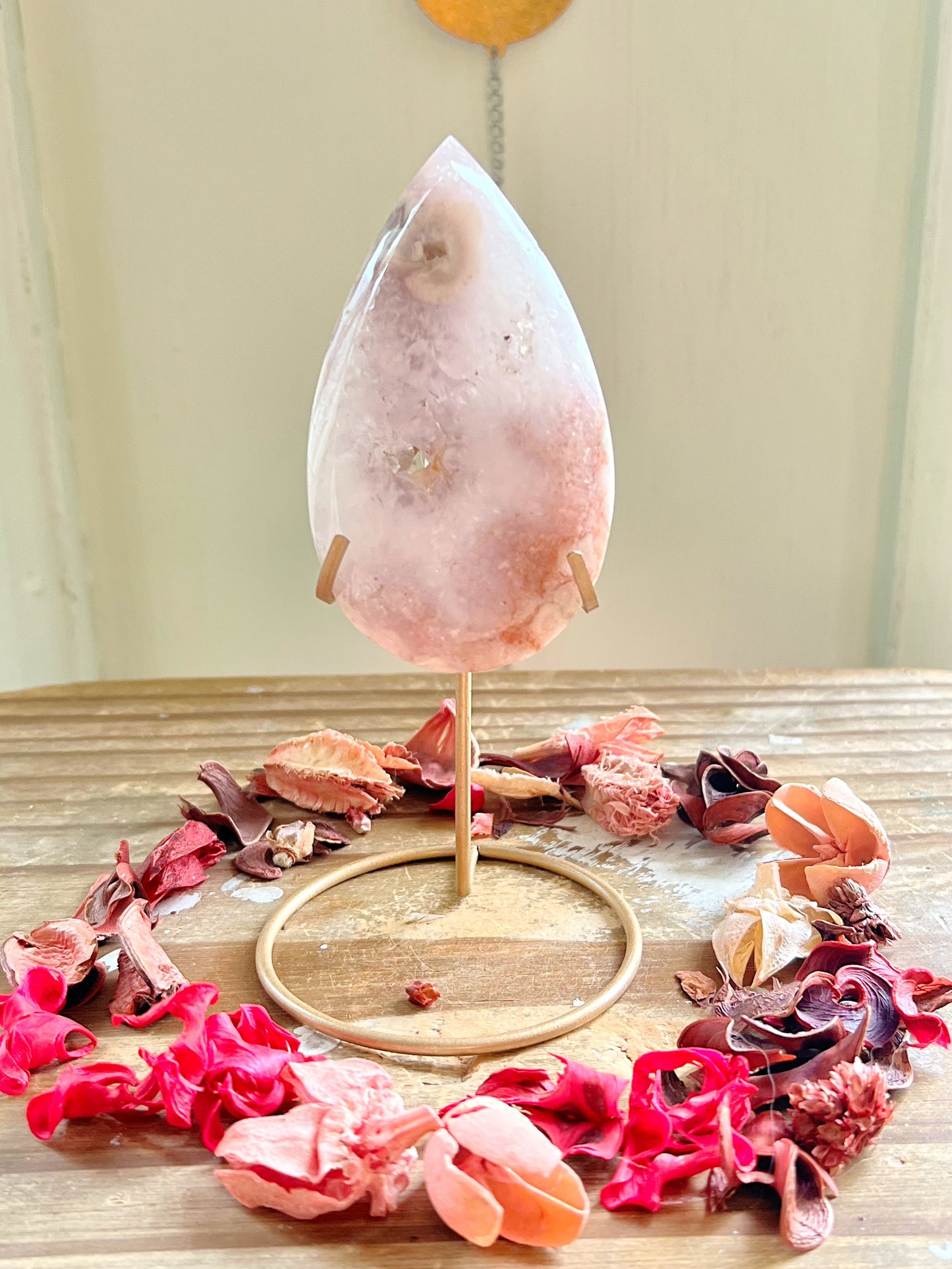 Flower Agate x Amethyst x Quartz Tear Drops on Stands