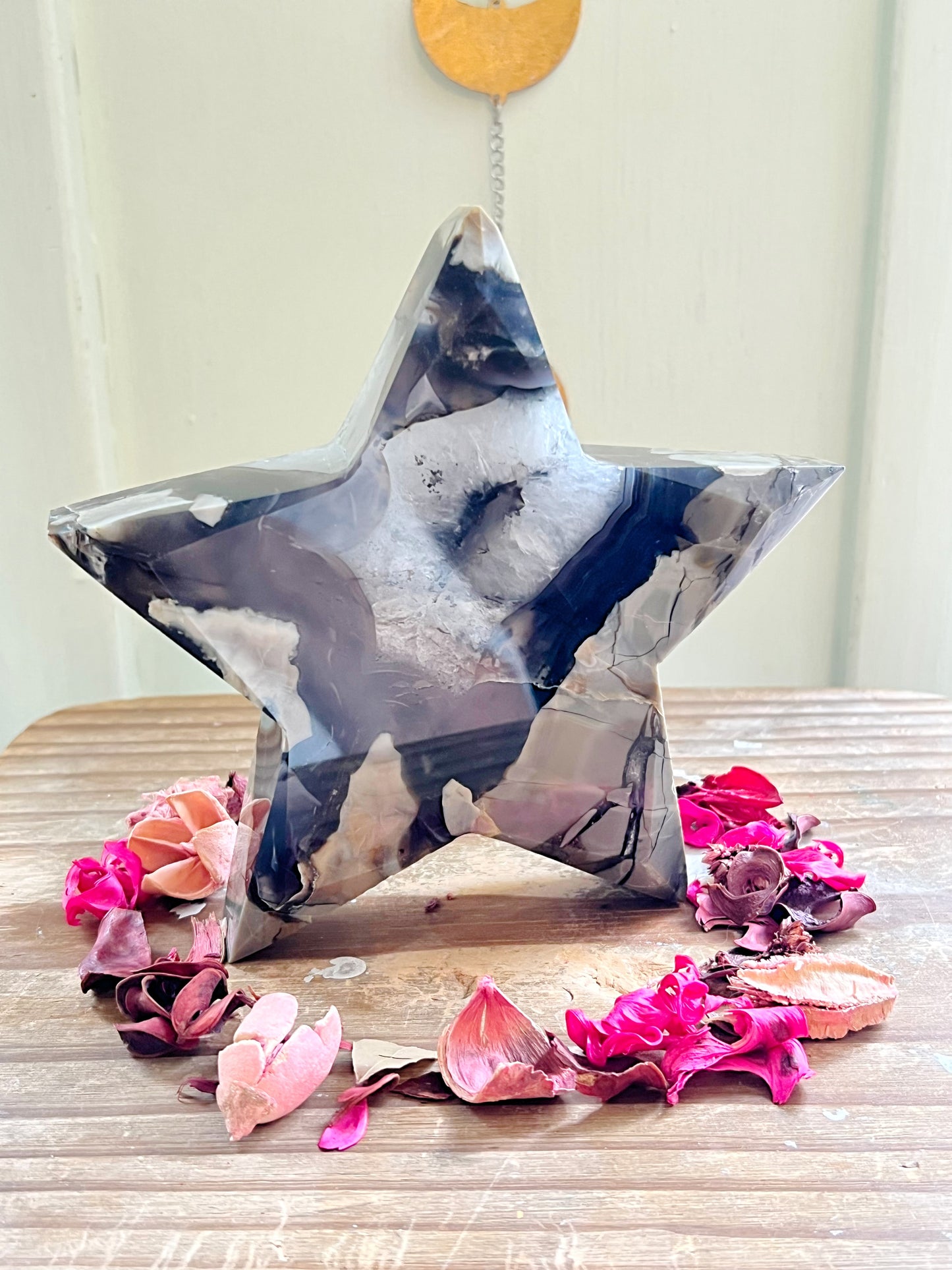 XL Volcano Agate Star UV REACTIVE