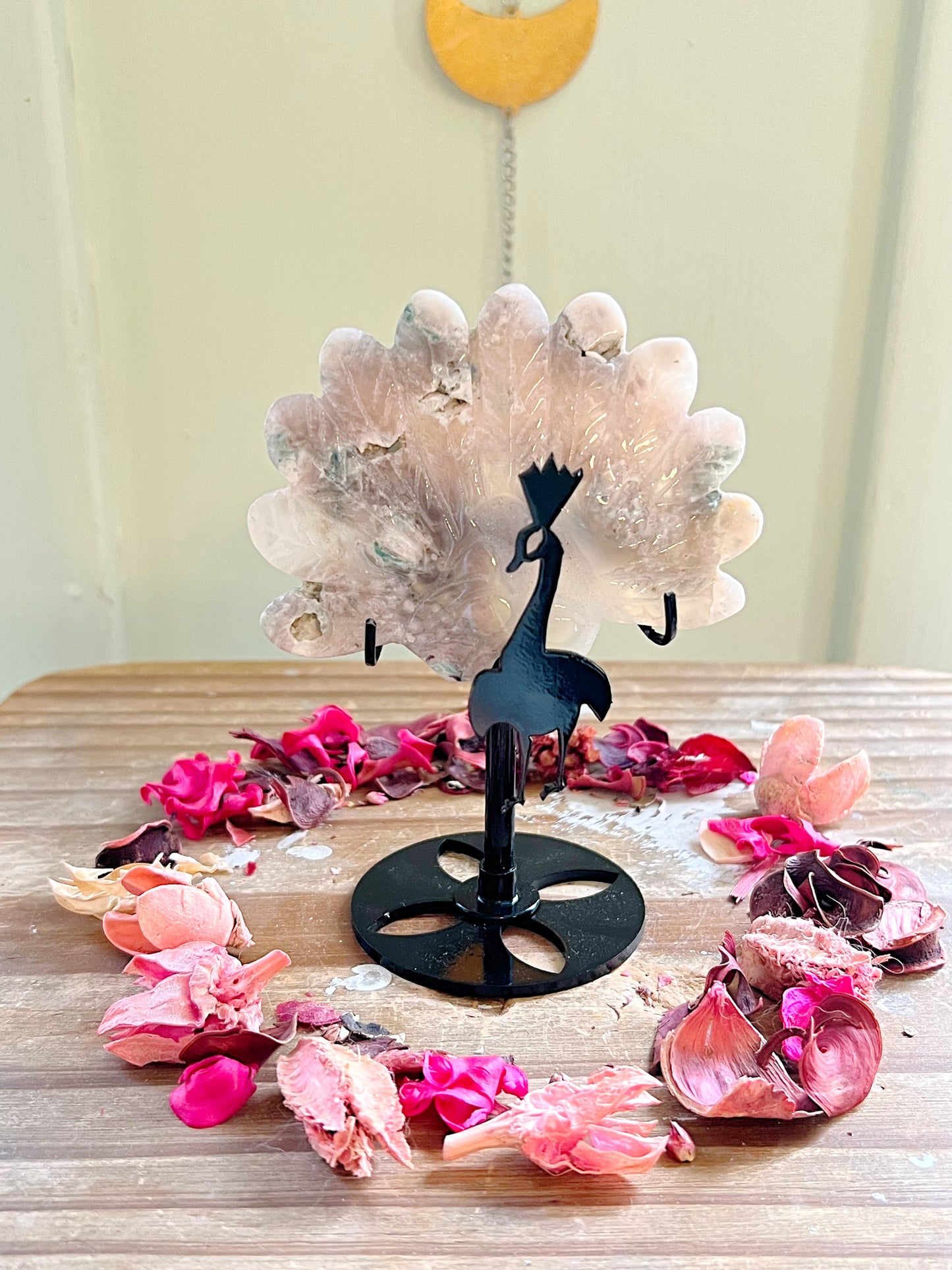 Flower Agate Peacock Carvings