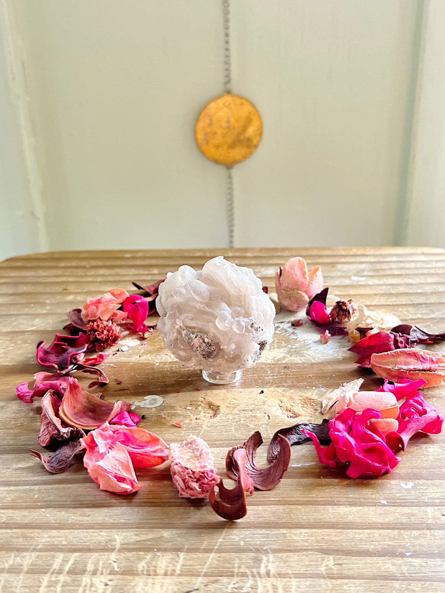 Raw Mexican Agate Spheres UV REACTIVE