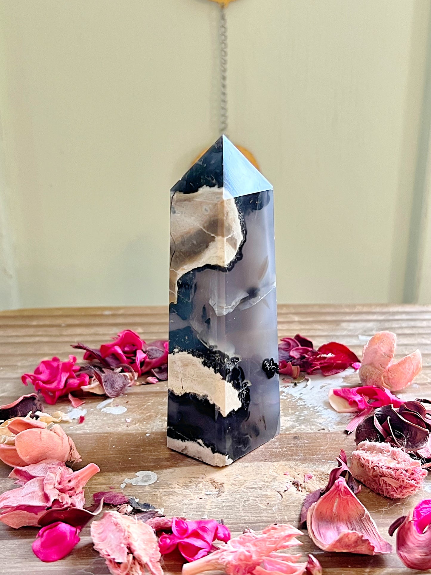 Volcano Agate Towers UV REACTIVE