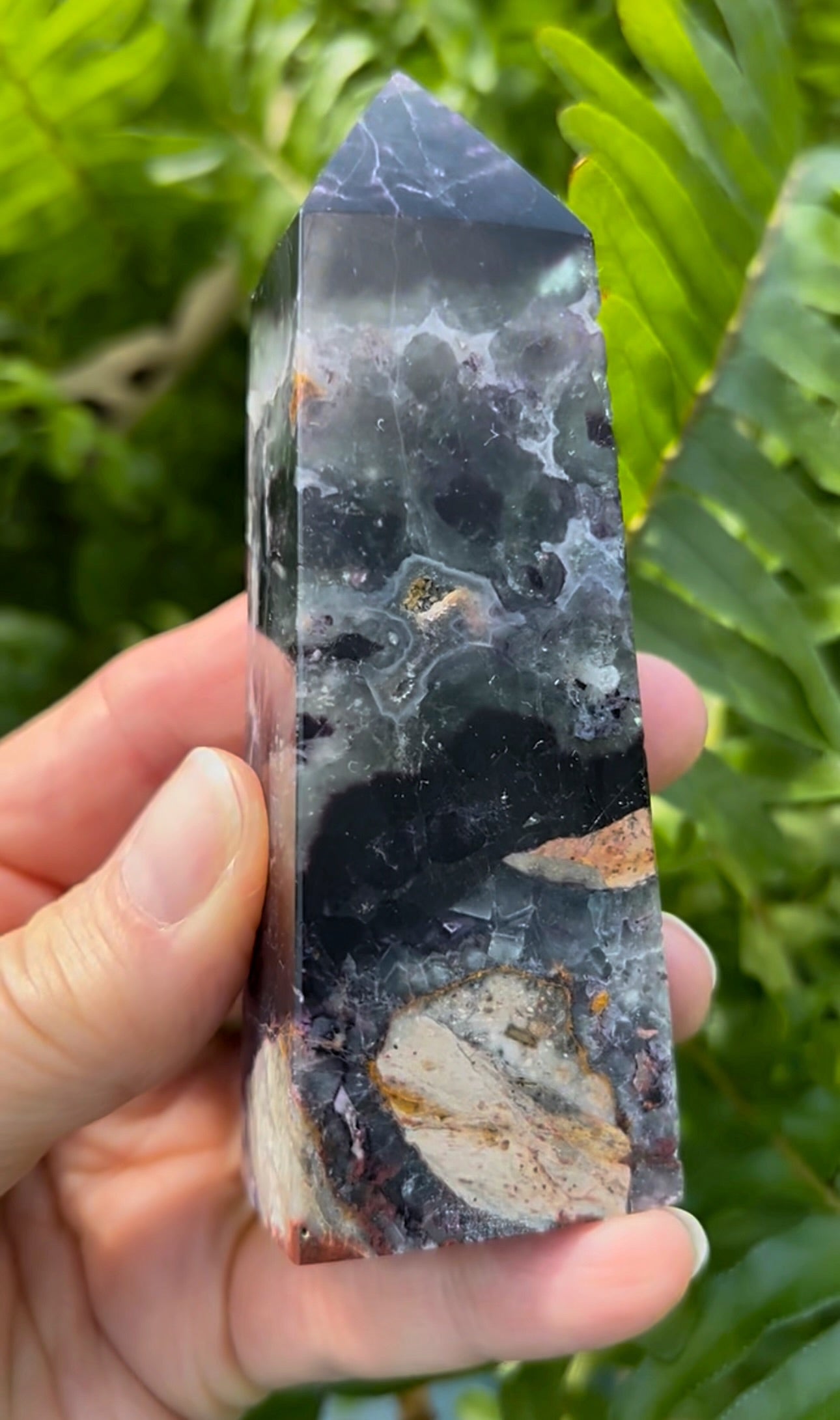 Fluorite X Agate Towers UV REACTIVE