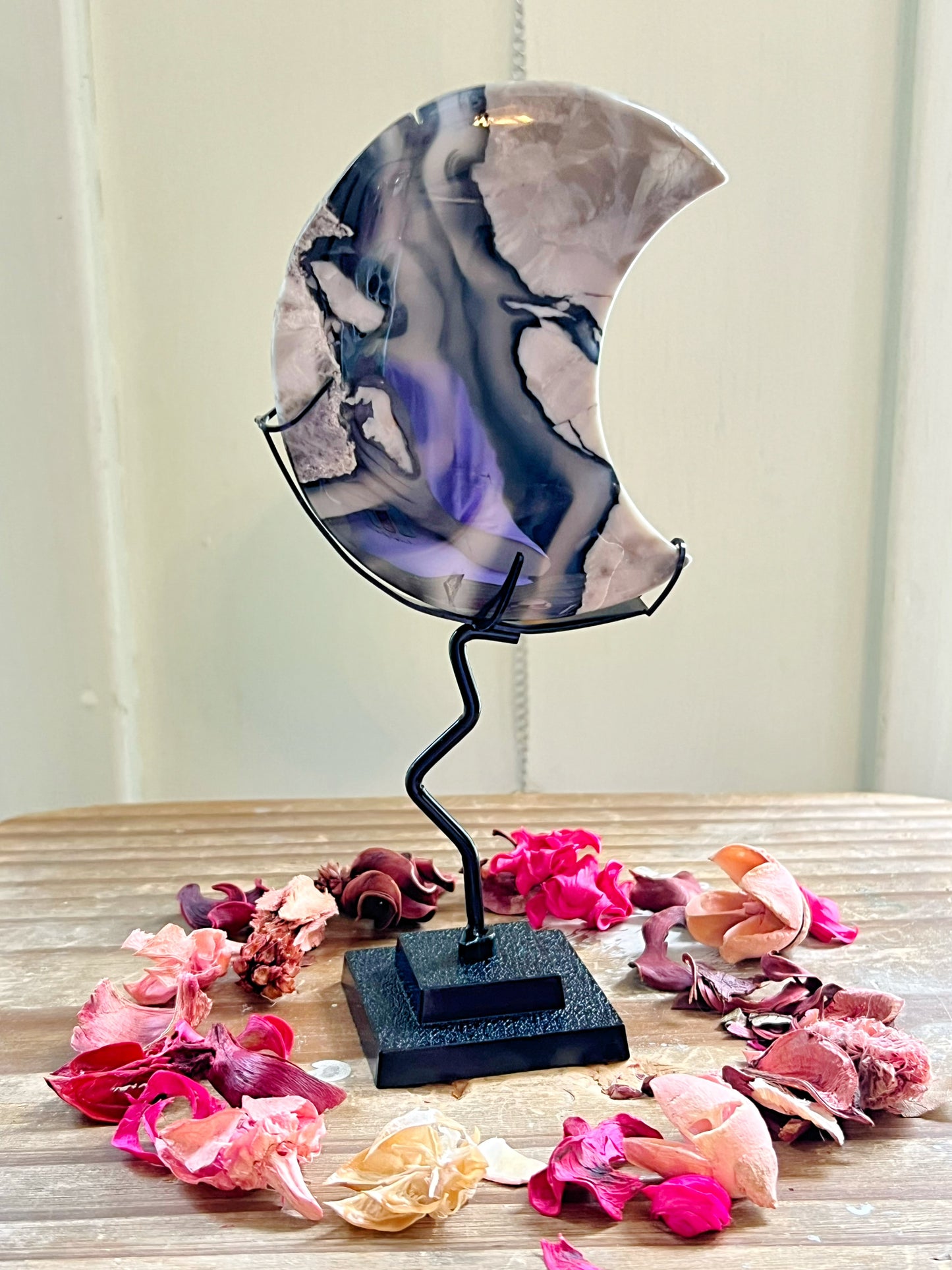 Volcano Agate Moon on Stand UV REACTIVE