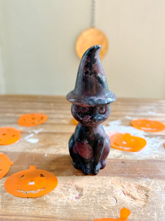 Garnet Witch Cat Carving