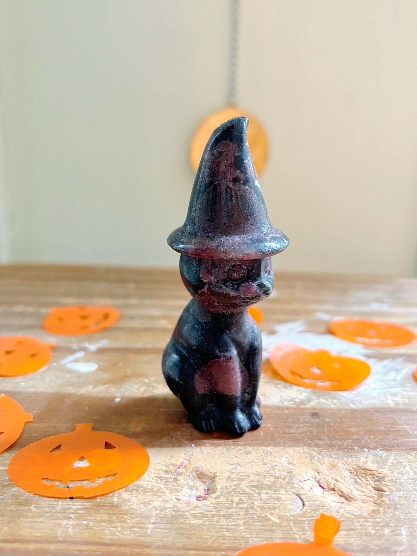 Garnet Witch Cat Carving