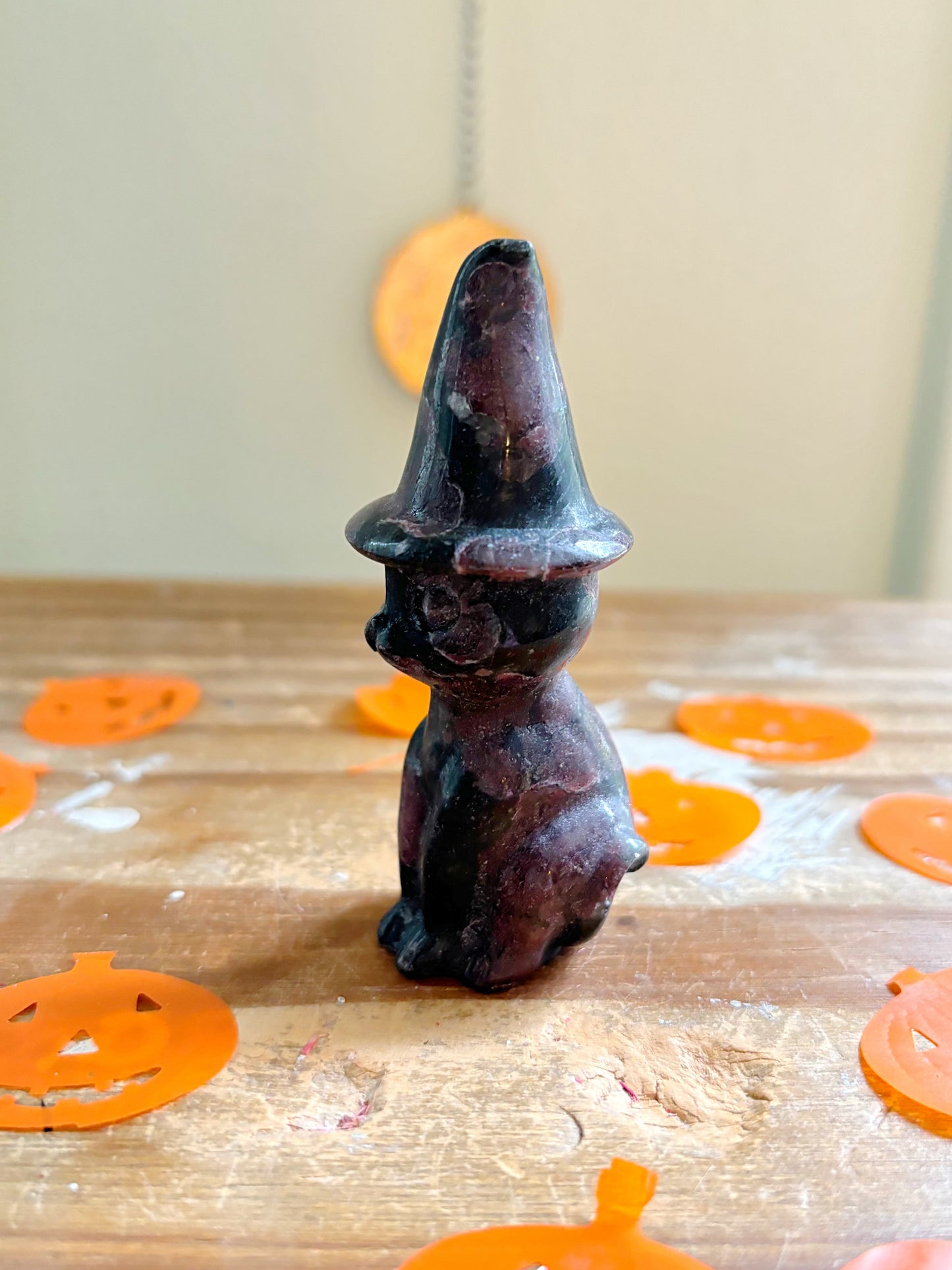 Garnet Witch Cat Carving