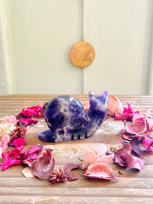 Dream Amethyst Snail Carving