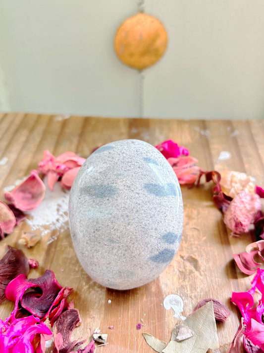 Rose and Quartz - Palms - K2 Stone Palm